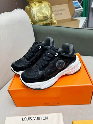 Louis Vuitton Sneakers Wmns ID:20250217-135